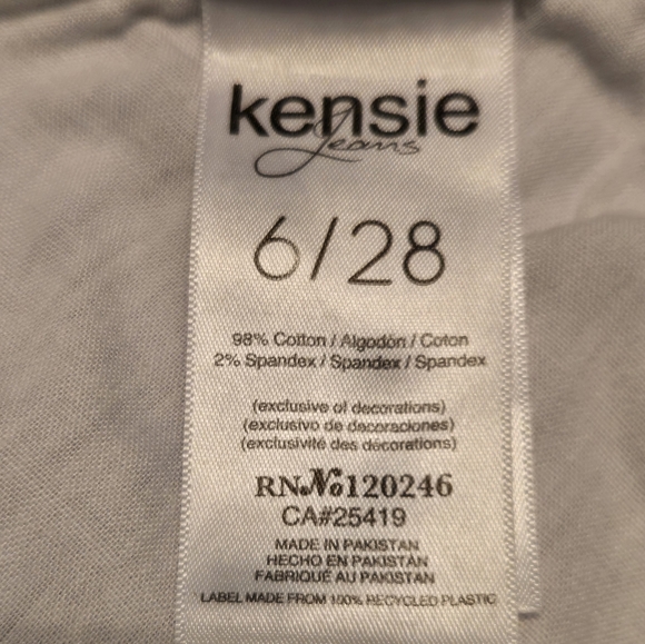 Kenzie Jeans, Vintage Luxe, Patchwork Indigo, size 6 - Picture 9 of 10